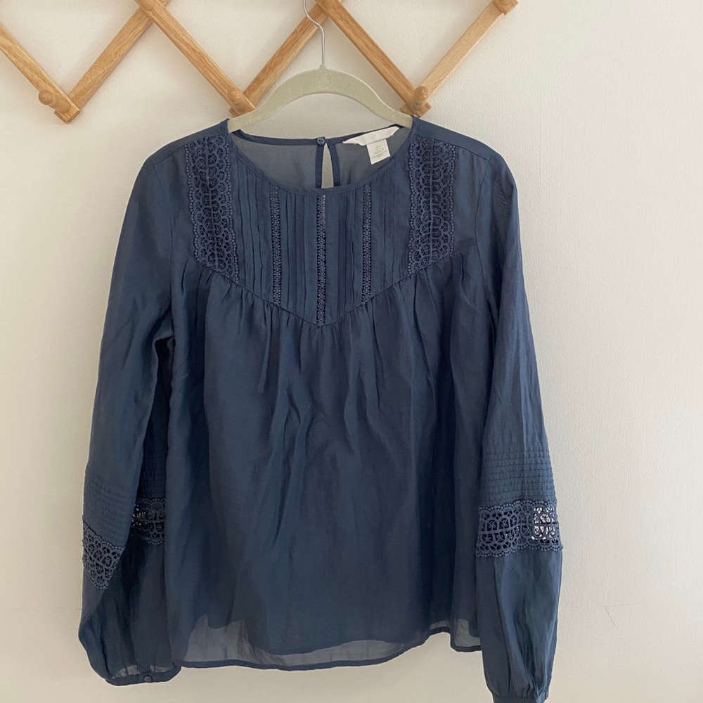 H&M cotton peasant top